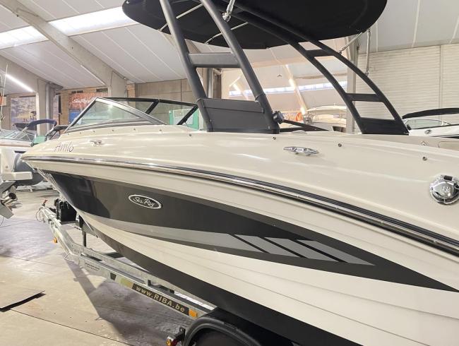 Searay 210 SPX Speedboot sportboot motorboot >Belgian Boat Service Nieuwpoort