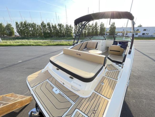 Searay 210 SPX Searayboats motorboot sportboot Belgian Boat Service Nieuwpoort