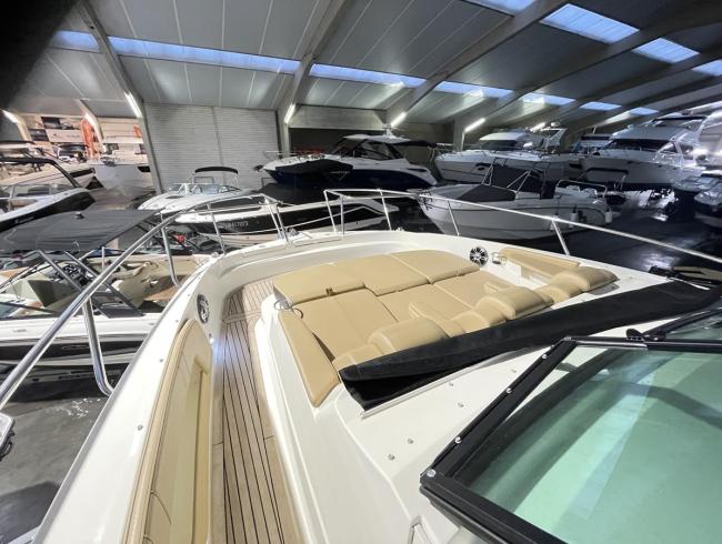 Searay Sundancer 320 Belgian Boat service Nieuwpoort