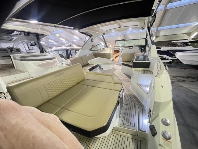 Searay Sundancer 320 Belgian Boat service Nieuwpoort