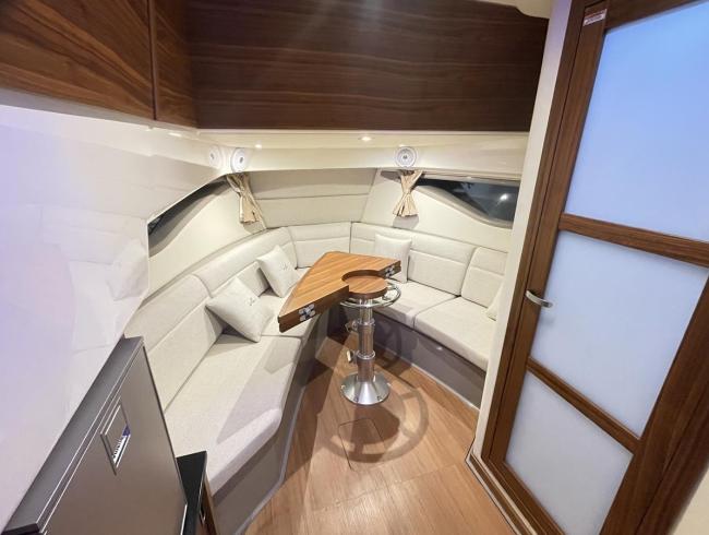 Searay Sundancer 320 Belgian Boat service Nieuwpoort