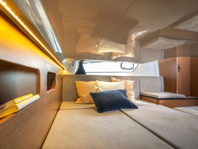 Beneteau Antares 11 Hardtop Belgian Boat Service Nieuwpoort