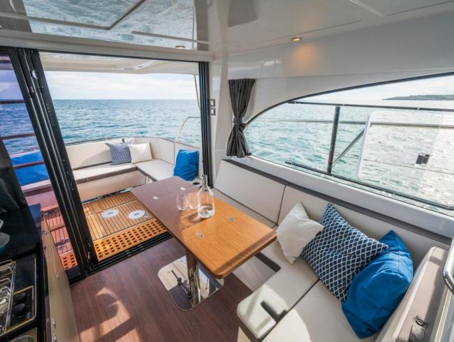 Beneteau Antares 11 Hardtop Belgian Boat Service Nieuwpoort