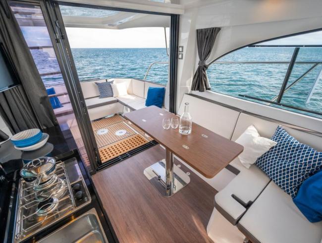 Beneteau Antares 11 Fly Belgian Boat Service Nieuwpoort