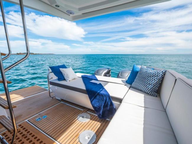 Beneteau Antares 11 Fly Belgian Boat Service Nieuwpoort