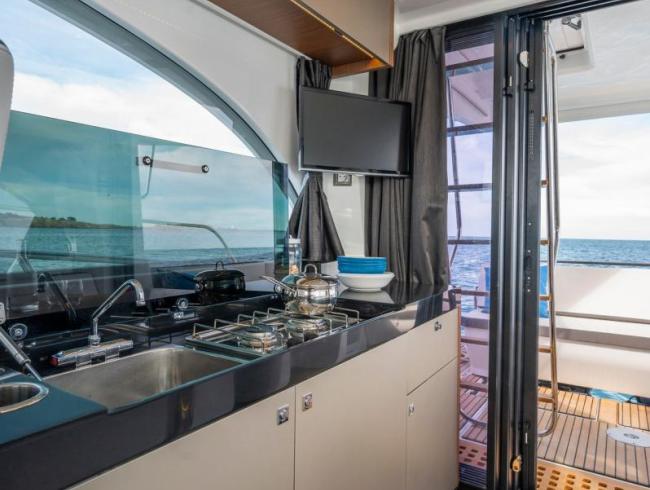 Beneteau Antares 11 Fly Belgian Boat Service Nieuwpoort