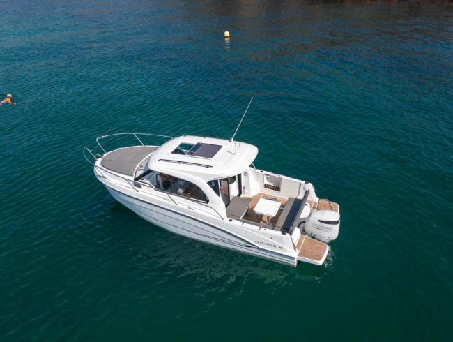 Beneteau Antaris 8 V2 OB Belgian Boat Service Nieuwpoort 