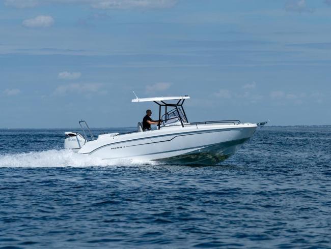 Beneteau Flyer 8 Spacedeck Belgian Boat Service Nieuwpoort