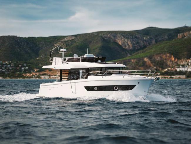 Beneteau Swift Trawler 37 Belgian Boat Service Nieuwpoort