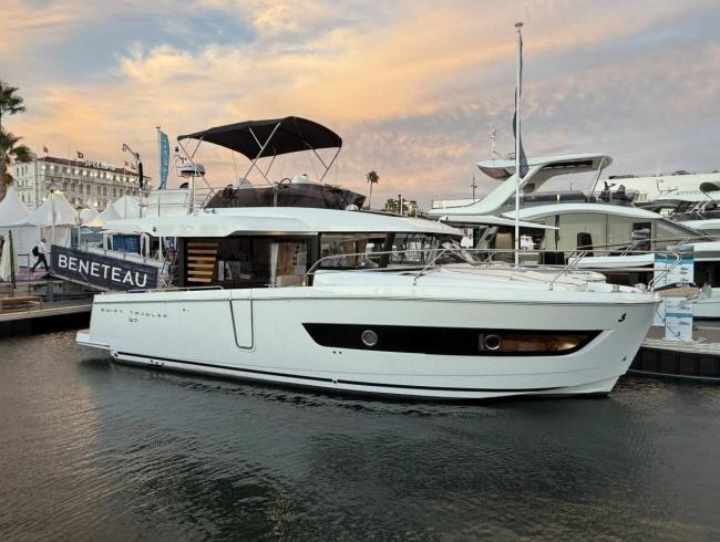 Beneteau Swift Trawler 37 Belgian Boat Service Nieuwpoort