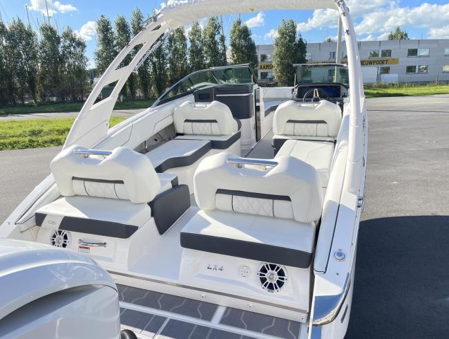 Regalboats LX4 Belgian Boat Service Nieuwpoort