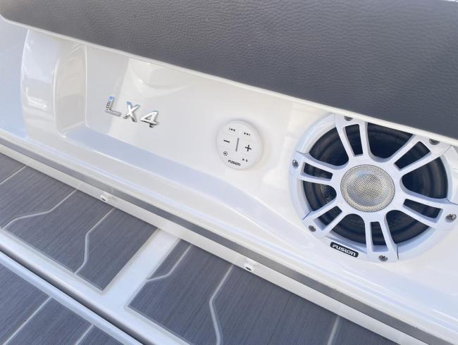 Regalboats LX4 Belgian Boat Service Nieuwpoort