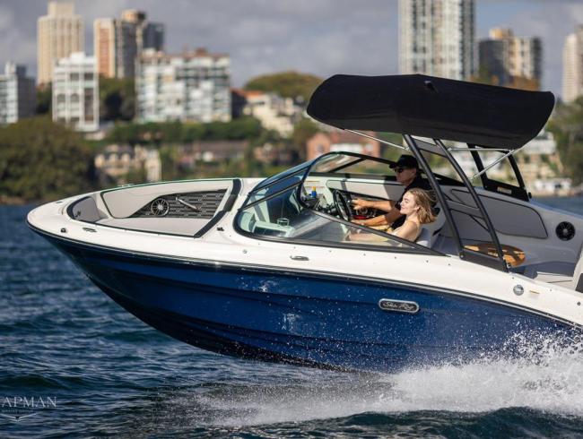 Searay 210 SPX OB Belgian Boat Service Nieuwpoort