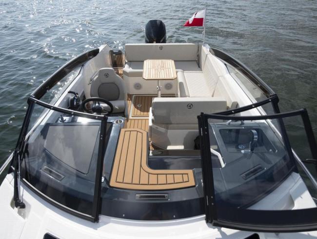 Parker 720 Adventure Belgian Boat Service Nieuwpoort