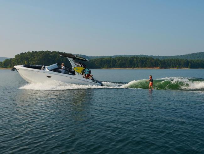 Cobaltboats R6 Surf Belgian Boat Service Nieuwpoort