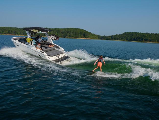 Cobaltboats R6 Surf Belgian Boat Service Nieuwpoort