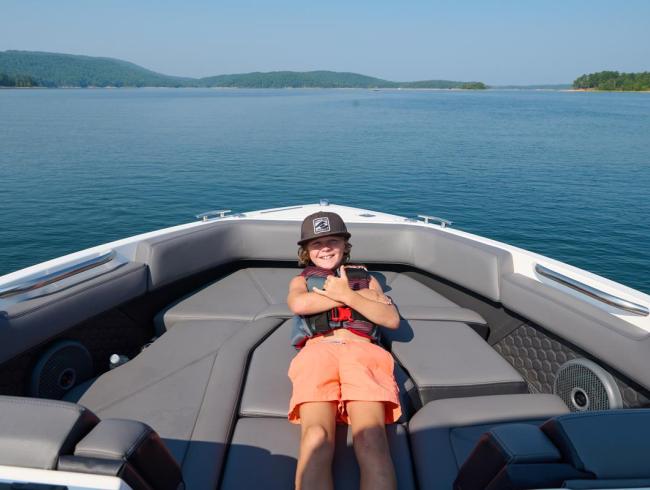 Cobaltboats R6 Surf Belgian Boat Service Nieuwpoort