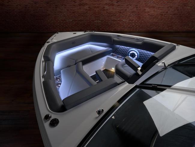 Cobaltboats R6 Surf Belgian Boat Service Nieuwpoort