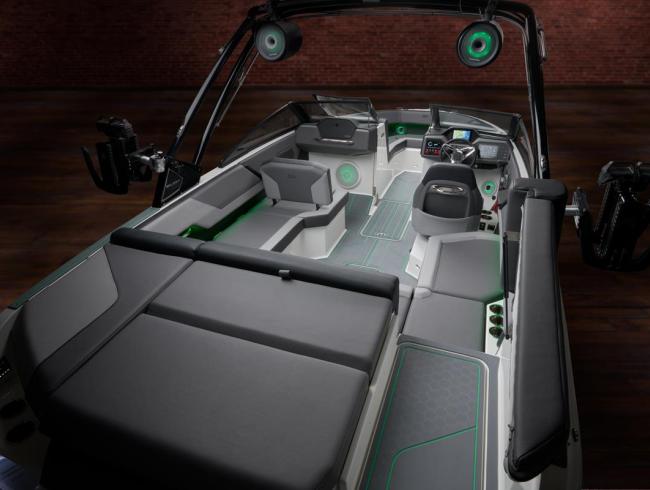 Cobaltboats CS23 Surf Belgian Boat Service Nieuwpoort