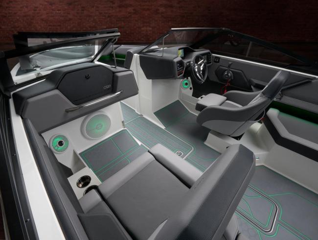 Cobaltboats CS23 Surf Belgian Boat Service Nieuwpoort