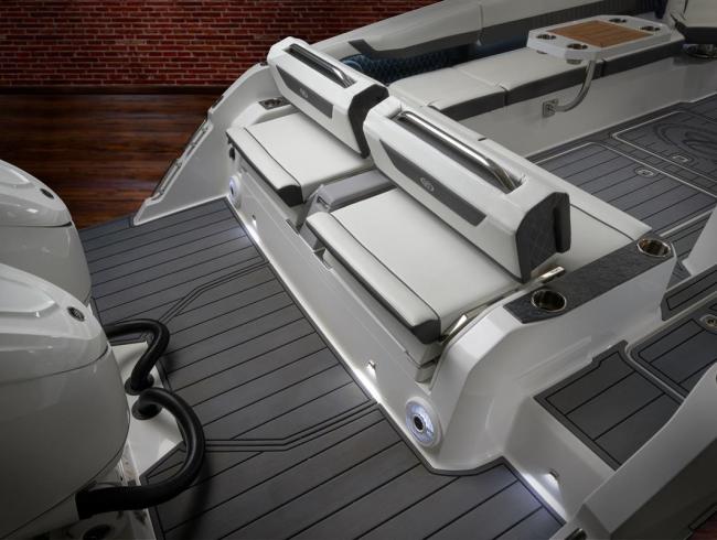 Cobaltboats R31 outboard Belgian Boat Service Nieuwpoort