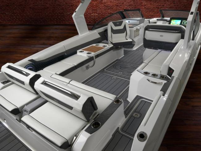 Cobaltboats R31 outboard Belgian Boat Service Nieuwpoort