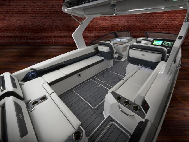 Cobaltboats R31 outboard Belgian Boat Service Nieuwpoort