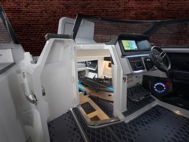 Cobaltboats R31 Surf Belgian Boat Service Nieuwpoort