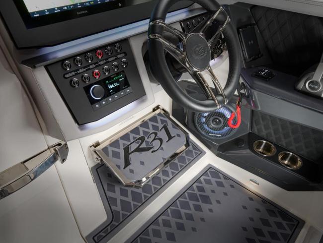 Cobaltboats R31 Surf Belgian Boat Service Nieuwpoort