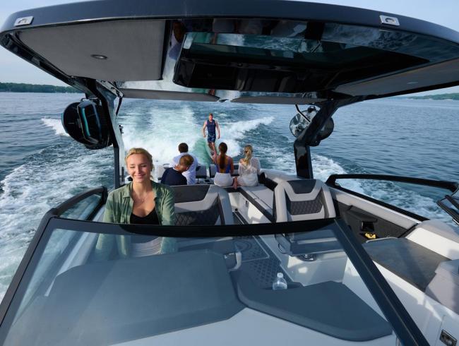 Cobaltboats R31 Surf Belgian Boat Service Nieuwpoort