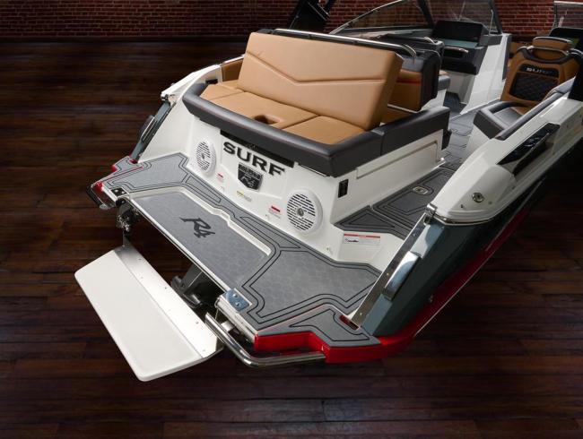 Cobaltboats R4 Surf Belgian Boat Service Nieuwpoort