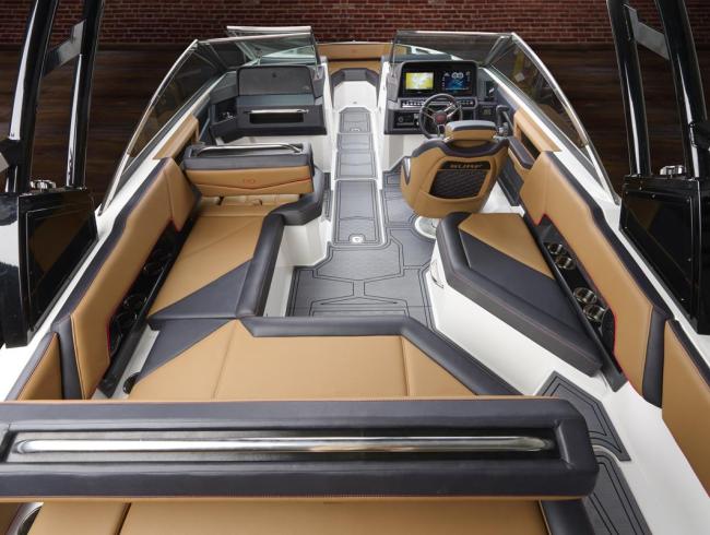 Cobaltboats R4 Surf Belgian Boat Service Nieuwpoort