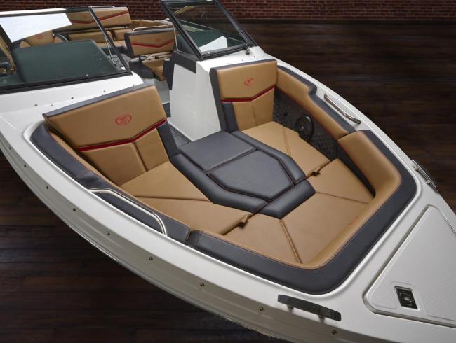 Cobaltboats R4 Surf Belgian Boat Service Nieuwpoort