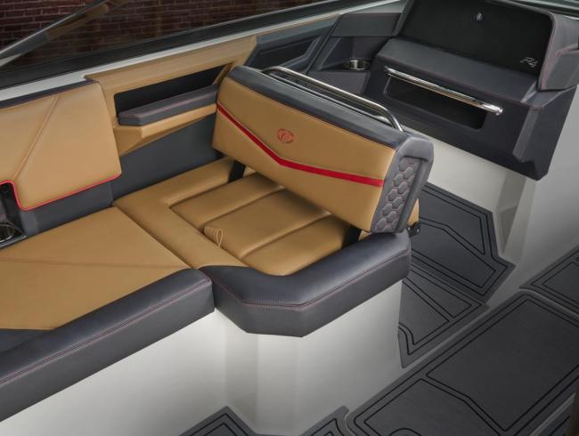 Cobaltboats R4 Surf Belgian Boat Service Nieuwpoort