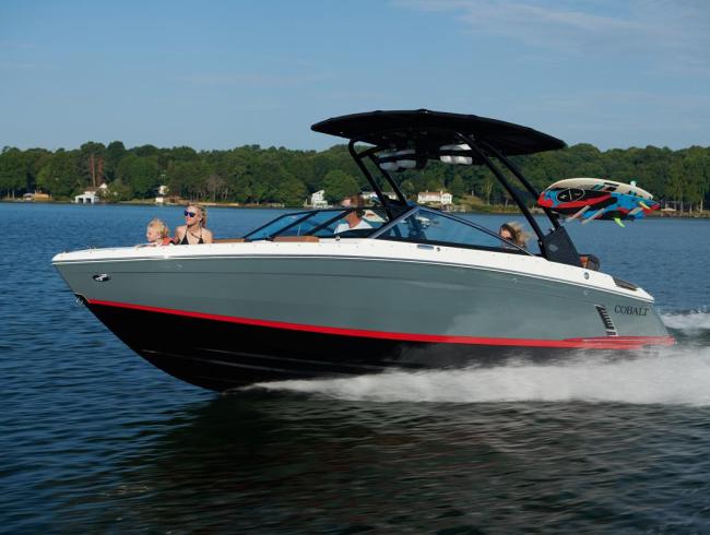 Cobaltboats R4 Surf Belgian Boat Service Nieuwpoort