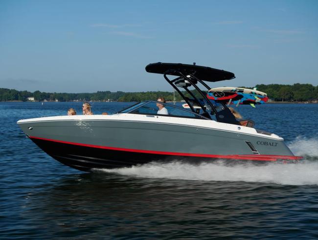 Cobaltboats R4 Surf Belgian Boat Service Nieuwpoort