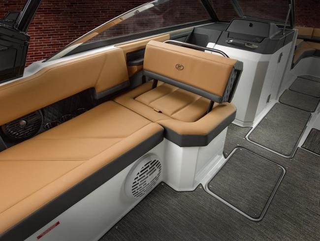 Cobaltboats R6 Belgian Boat Service Nieuwpoort