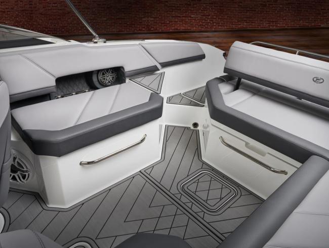 Cobaltboats R6 Belgian Boat Service Nieuwpoort