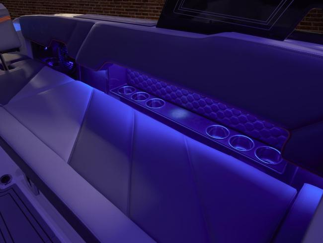 Cobaltboats R8 Surf Belgian Boat Service Nieuwpoort