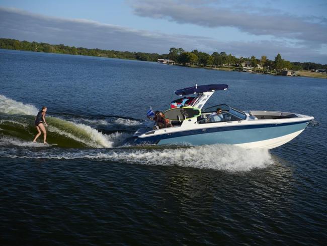 Cobaltboats R8 Surf Belgian Boat Service Nieuwpoort