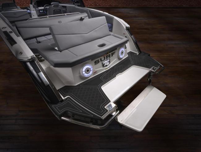 Cobaltboats R8 Surf Belgian Boat Service Nieuwpoort