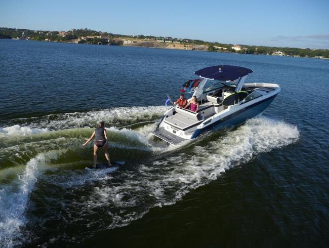 Cobaltboats R8 Surf Belgian Boat Service Nieuwpoort