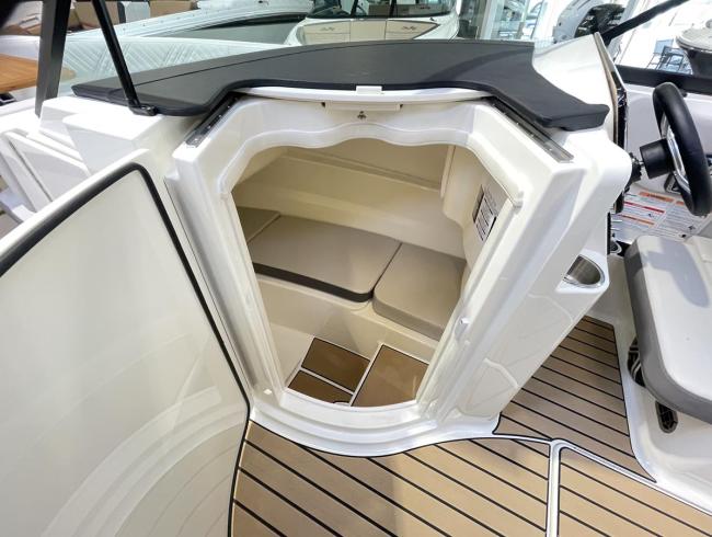 Searay 230 SDX Outboard Belgian Boat Service