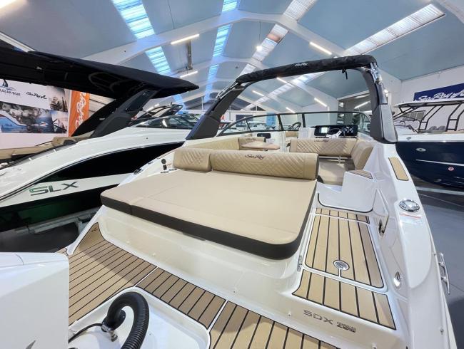 Searay 250 SDX Outboard Belgian Boat Service Nieuwpoort