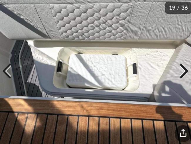 Searay 320 Sundancer Outboard