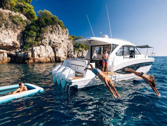 Beneteau Antaris 12 Coupé Belgian Boat Service Nieuwpoort