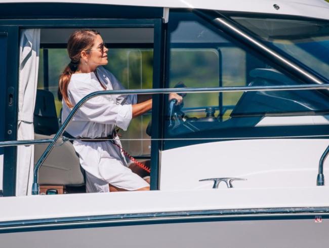 Beneteau Antaris 12 Coupé Belgian Boat Service Nieuwpoort