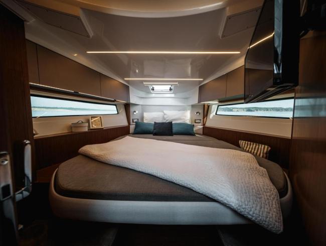 Beneteau Antaris 9 Belgian Boat Service Nieuwpoort