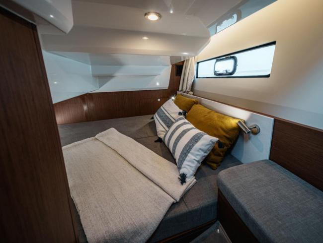 Beneteau Antaris 9 Belgian Boat Service Nieuwpoort