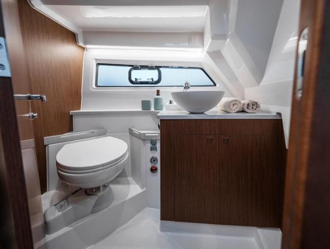 Beneteau Antaris 9 Belgian Boat Service Nieuwpoort